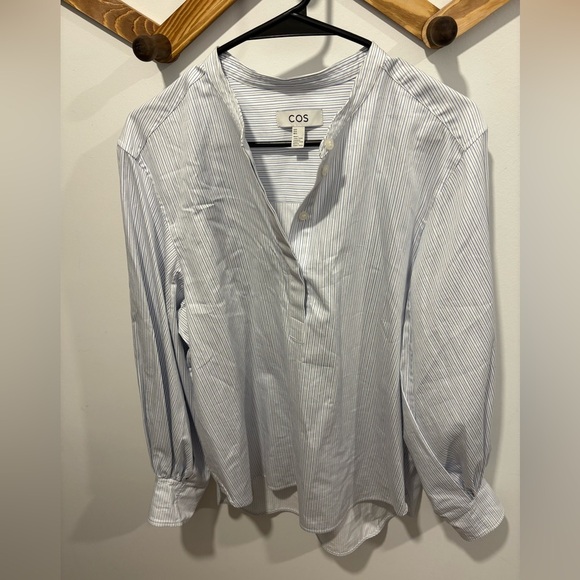 Like new- COS - half button up blouse - Size 8 - Picture 1 of 11